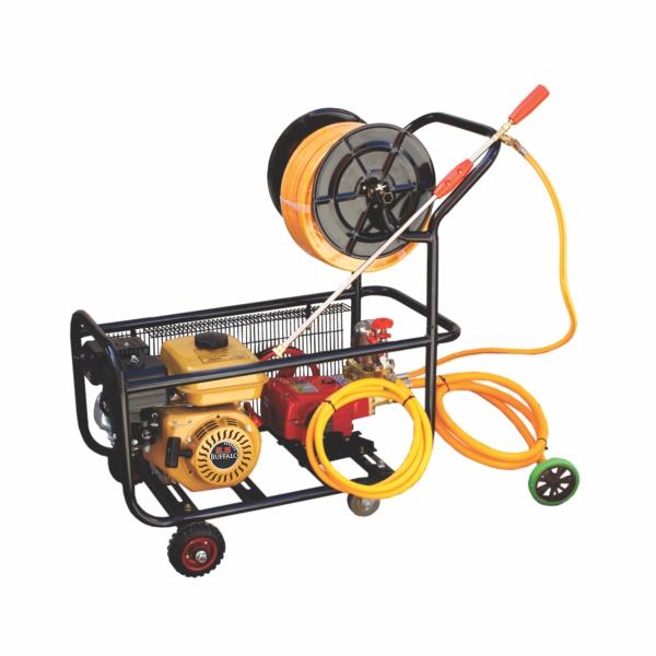 Pulverizador Buffalo BF22 com carrinho de transporte e mangueira - à gasolina 5,5CV