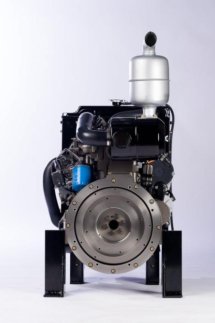 Motor Estacionário Branco BD-30 E 30 CV 3 Cilindros 1800 RPM a Diesel - Partida Elétrica