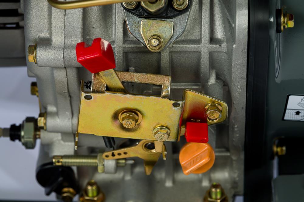 Gerador de energia Branco BD-8000 E3 8,0 kVA - partida elétrica - trifásico - 380V