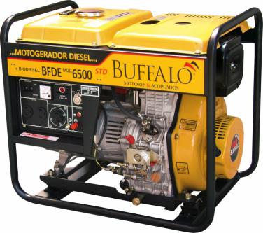 Gerador de energia Buffalo BFDE-6500 STD 5,5 kVA - partida elétrica - monofásico - 115V/230V